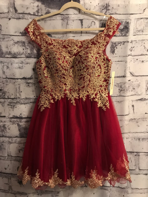 NEW - RED/GOLD SHORT DRESS Savvy Seconds Boutique NEW - RED/GOLD SHORT DRESS Savvy Seconds Boutique