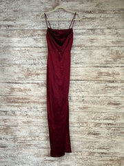 BURGUNDY LONG EVENING GOWN