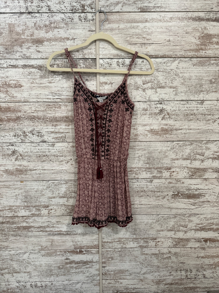 BURGUNDY/FLORAL ROMPER