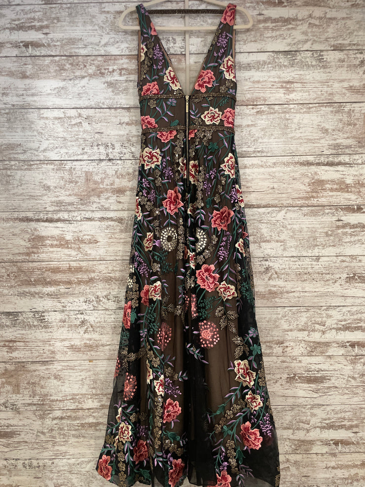 BLACK/FLORAL A LINE GOWN $850