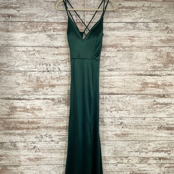 GREEN LONG EVENING GOWN