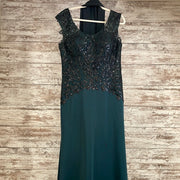 GREEN LONG EVENING GOWN