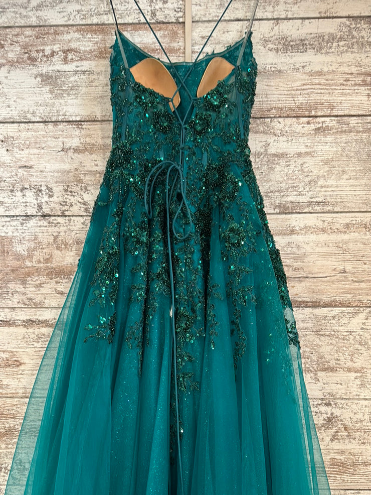 GREEN SPARKLY A LINE GOWN