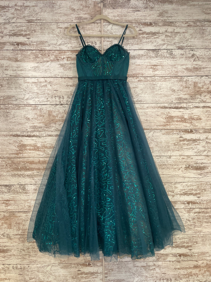 GREEN SPARKLY A LINE GOWN