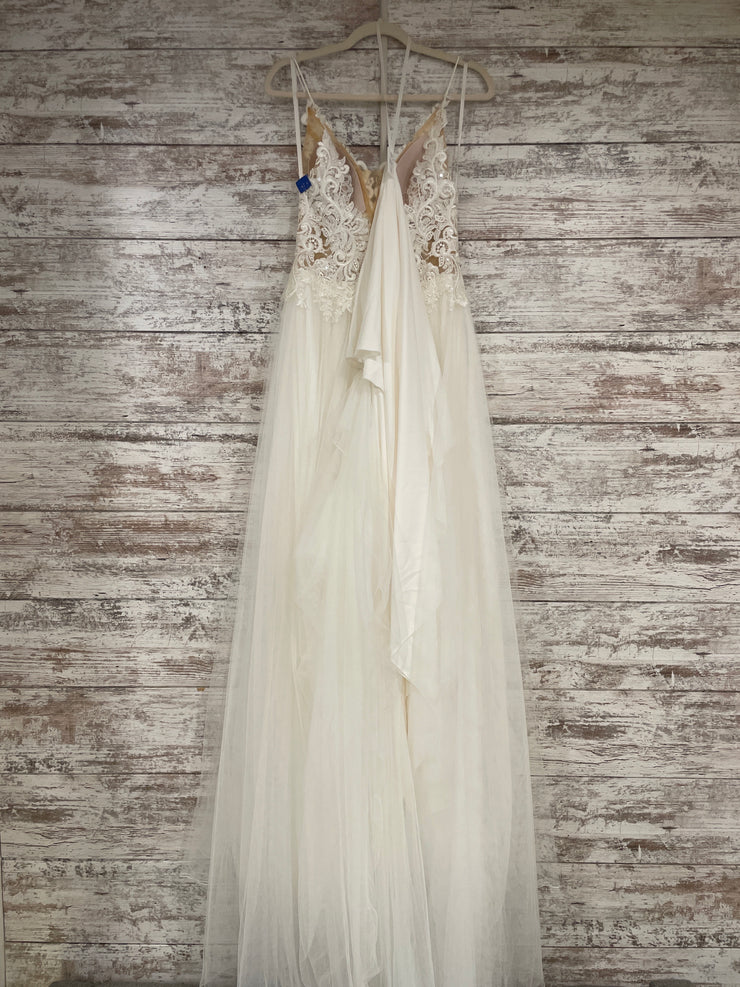IVORY/NUDE WEDDING GOWN $1400