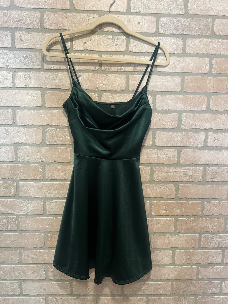 GREEN SHORT DRESS