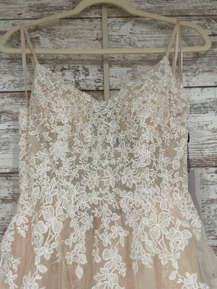 IVORY/FLORAL A LINE GOWN (NEW)