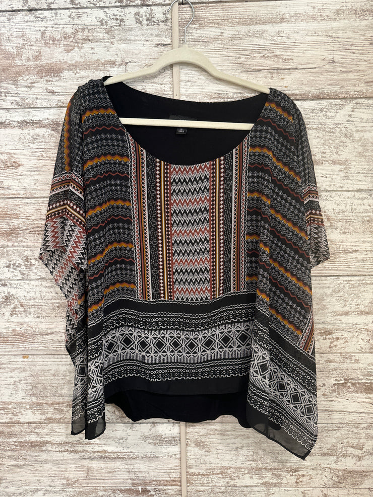 BLACK/COLORFUL SHORT SLEEVE TO