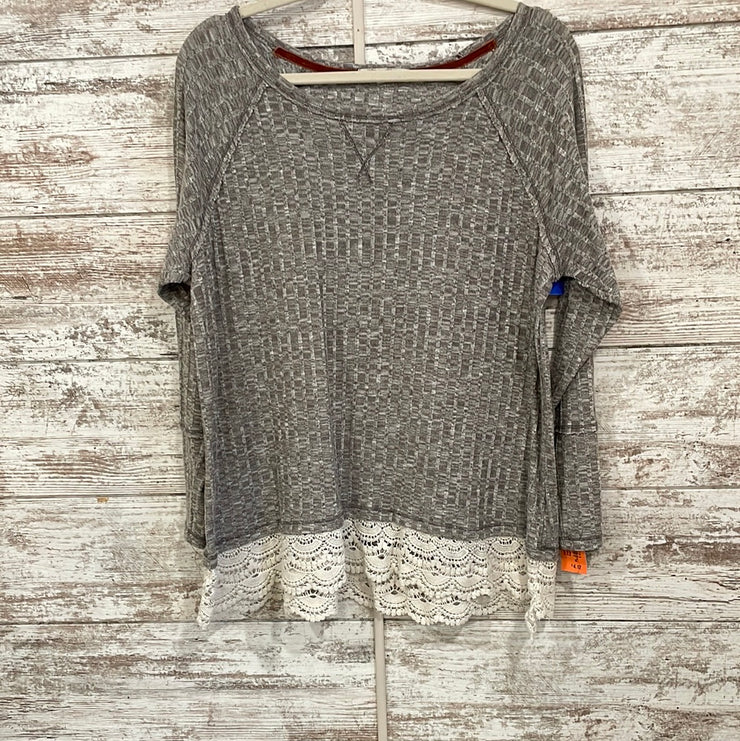GRAY/WHITE LONG SLEEVE TOP