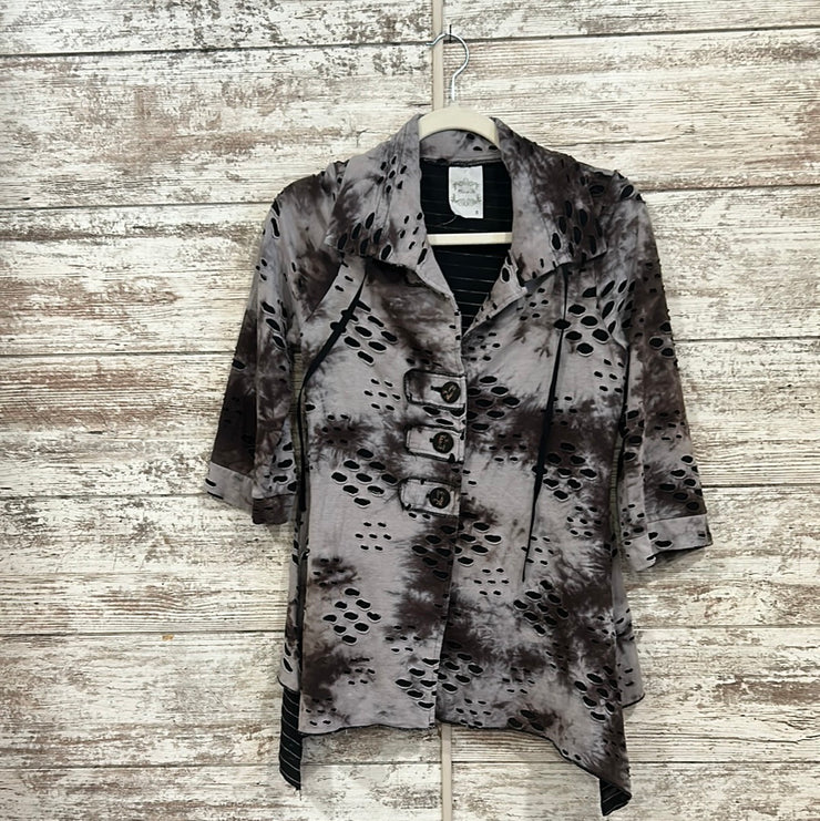 GRAY/BROWN BUTTON UP TUNIC