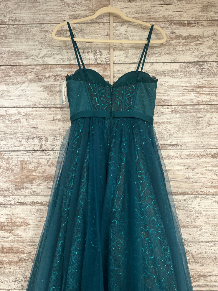 GREEN SPARKLY A LINE GOWN