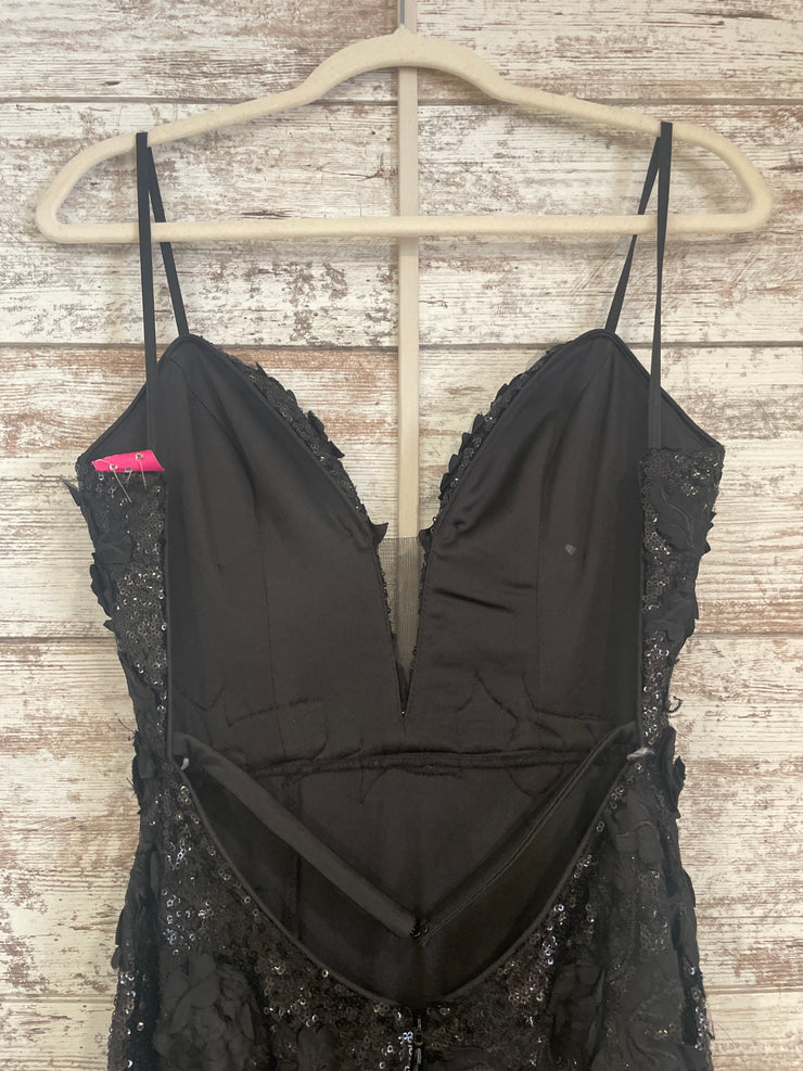 BLACK/FLORAL SPARKLY LONG DRES