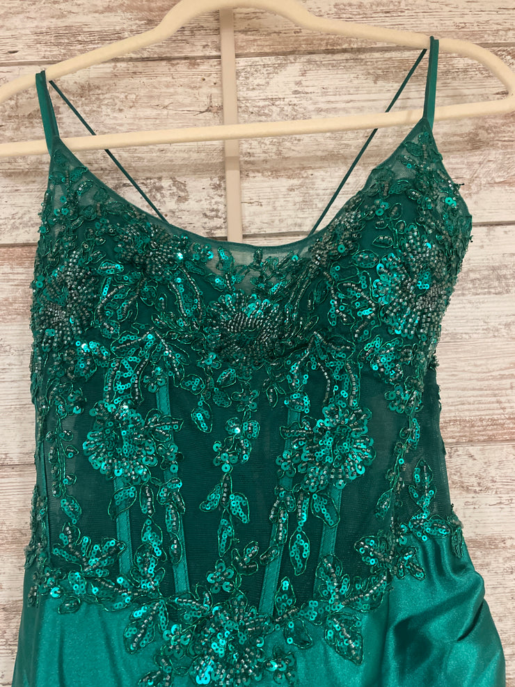GREEN LONG EVENING GOWN (NEW)