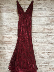 BURGUNDY SPARKLY LONG DRESS