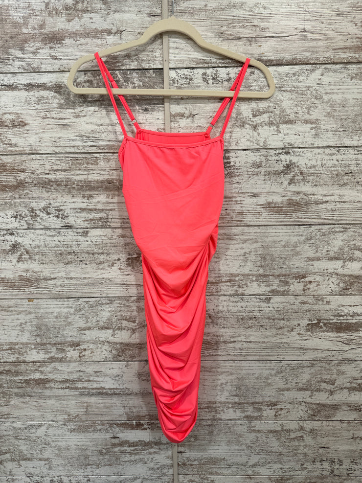 PINK FITTED SHORT DRESS