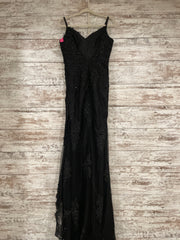 BLACK/FLORAL MERMAID GOWN
