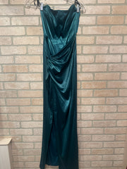 GREEN LONG EVENING GOWN