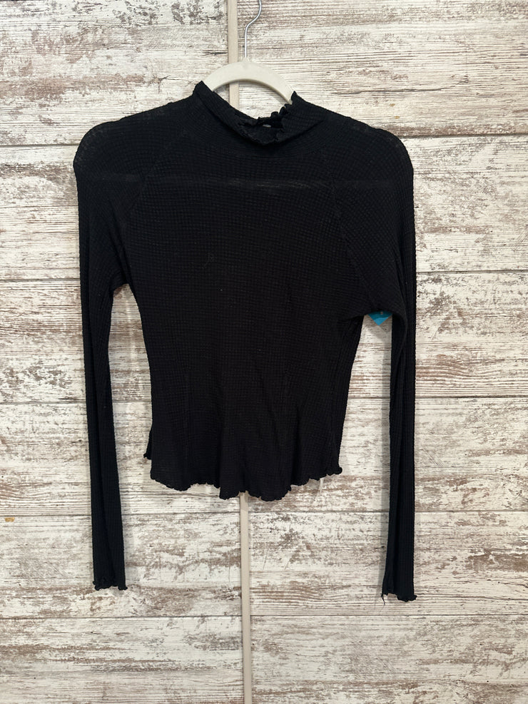 BLACK LONG SLEEVE TOP