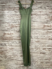 GREEN LONG EVENING GOWN