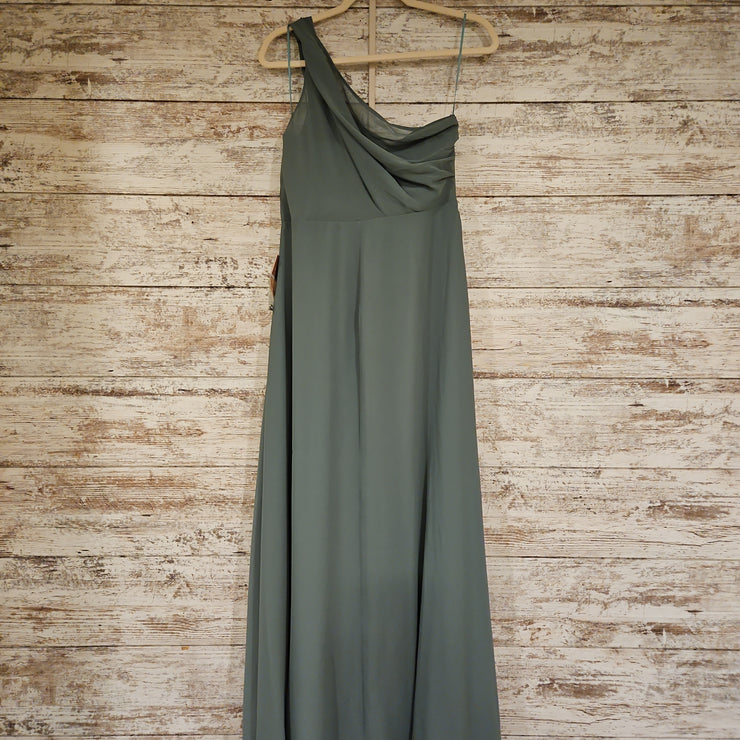 GREEN LONG EVENING GOWN (NEW)