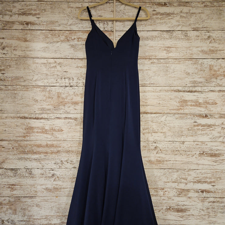 NAVY FITTED LONG EVENING GOWN