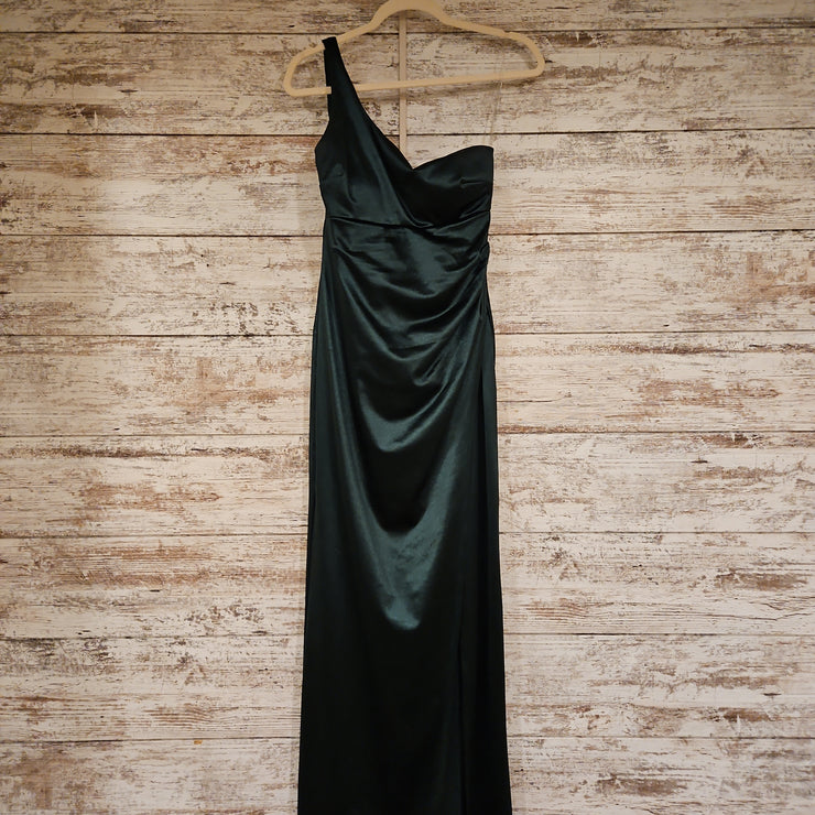 GREEN LONG EVENING GOWN