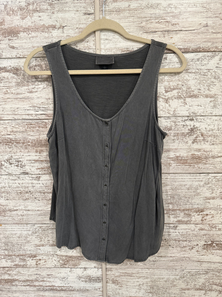 GRAY SLEEVELESS TOP