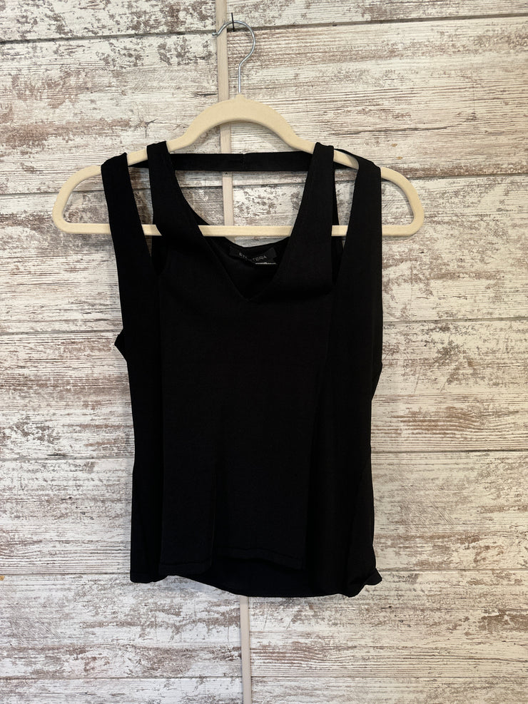 BLACK SLEEELESS TOP $195