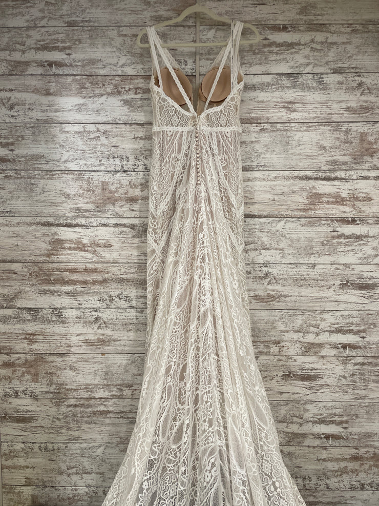 IVORY/NUDE WEDDING GOWN $1200