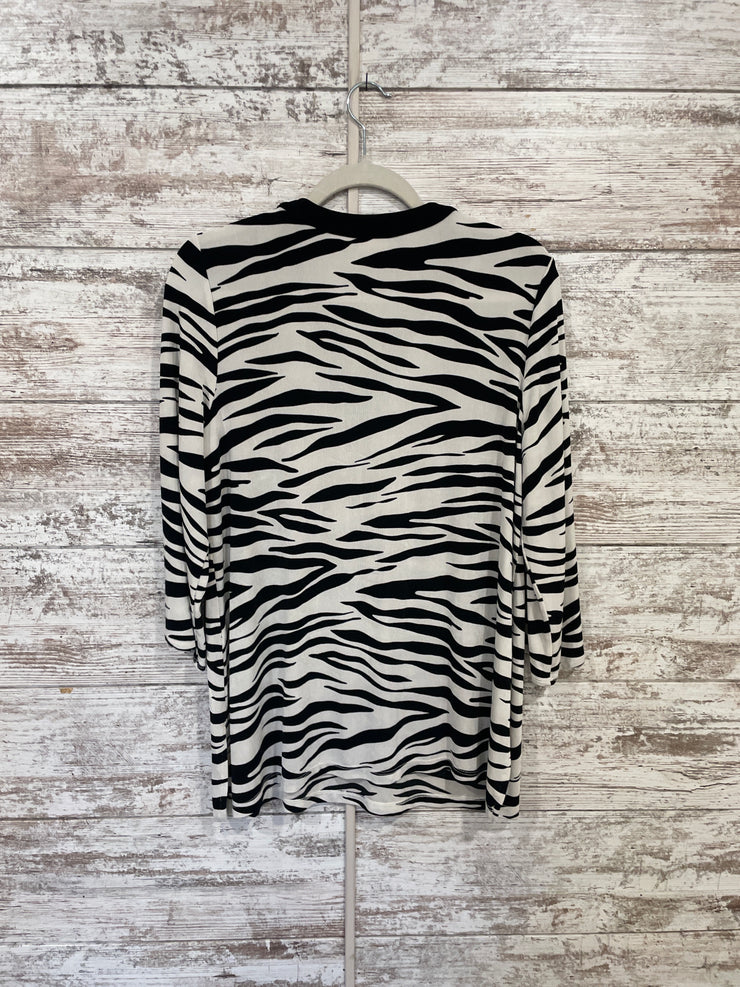 BLACK/WHITE ZEBRA TOP $89