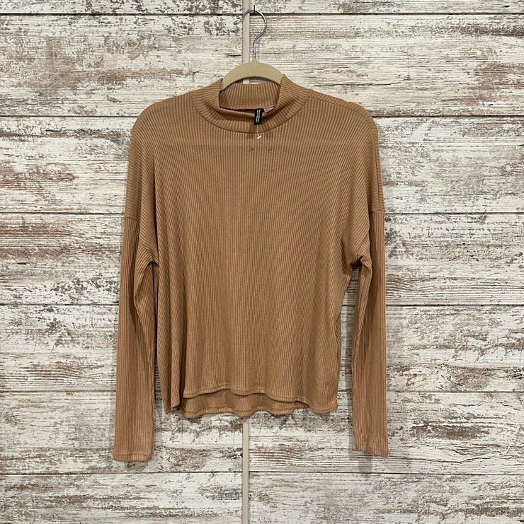 TAN MOCK NECK SWEATER (NEW)