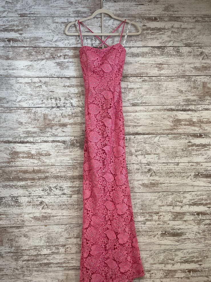 PINK LACE LONG EVENING GOWN