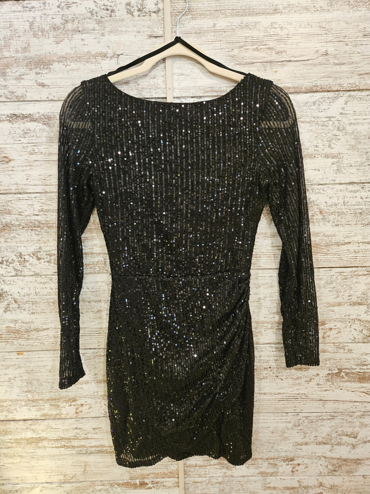 BLACK SPARKLY SHORT DRESS