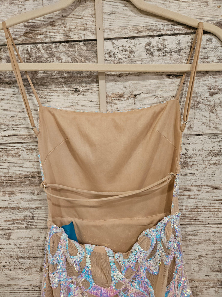 WHITE/COLORFUL SHORT DRESS