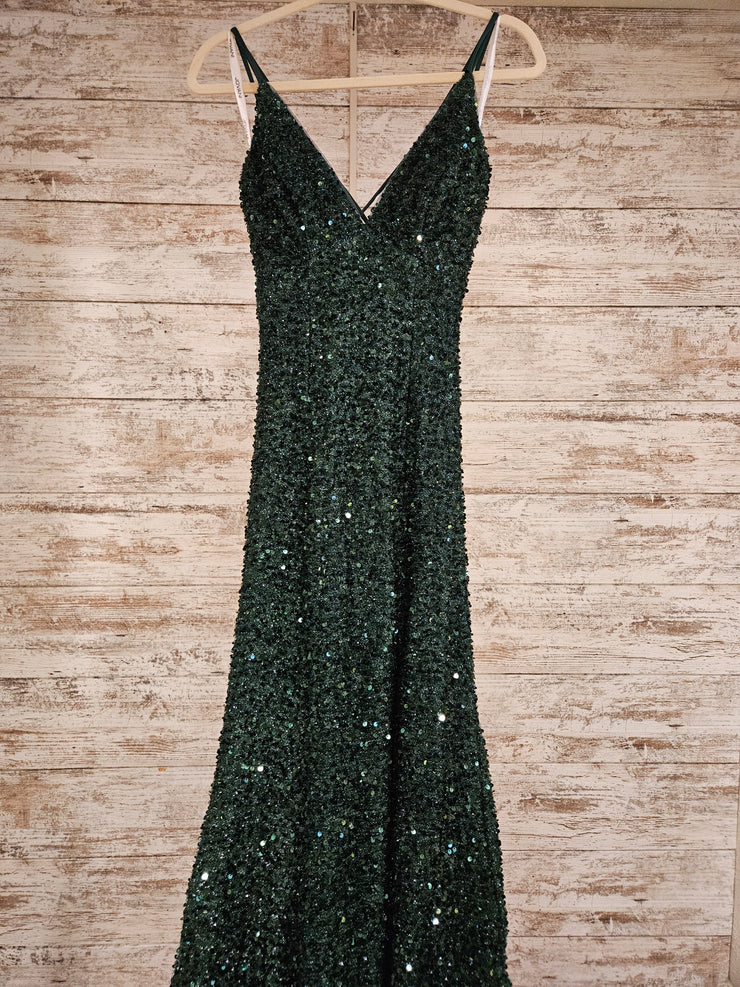 GREEN SPARKLY LONG EVENING GOWN