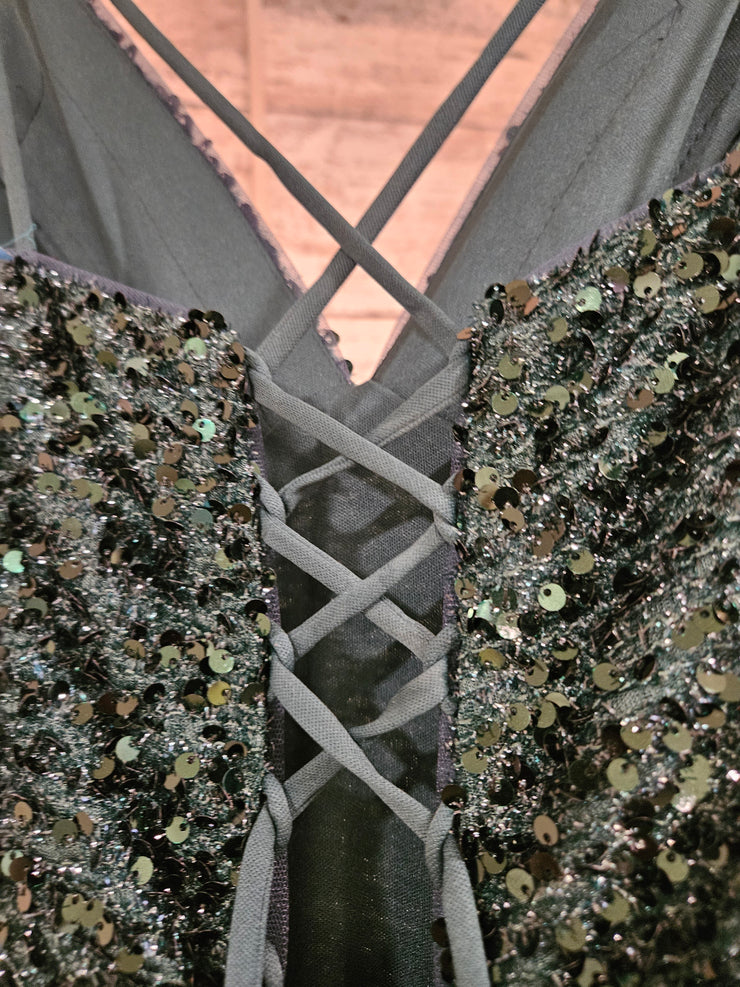 GREEN SPARKLY LONG EVENING GOWN