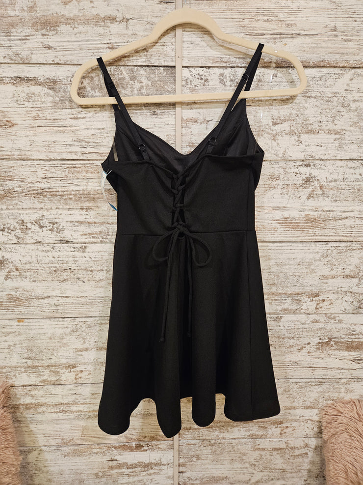 BLACK SHORT DRESS