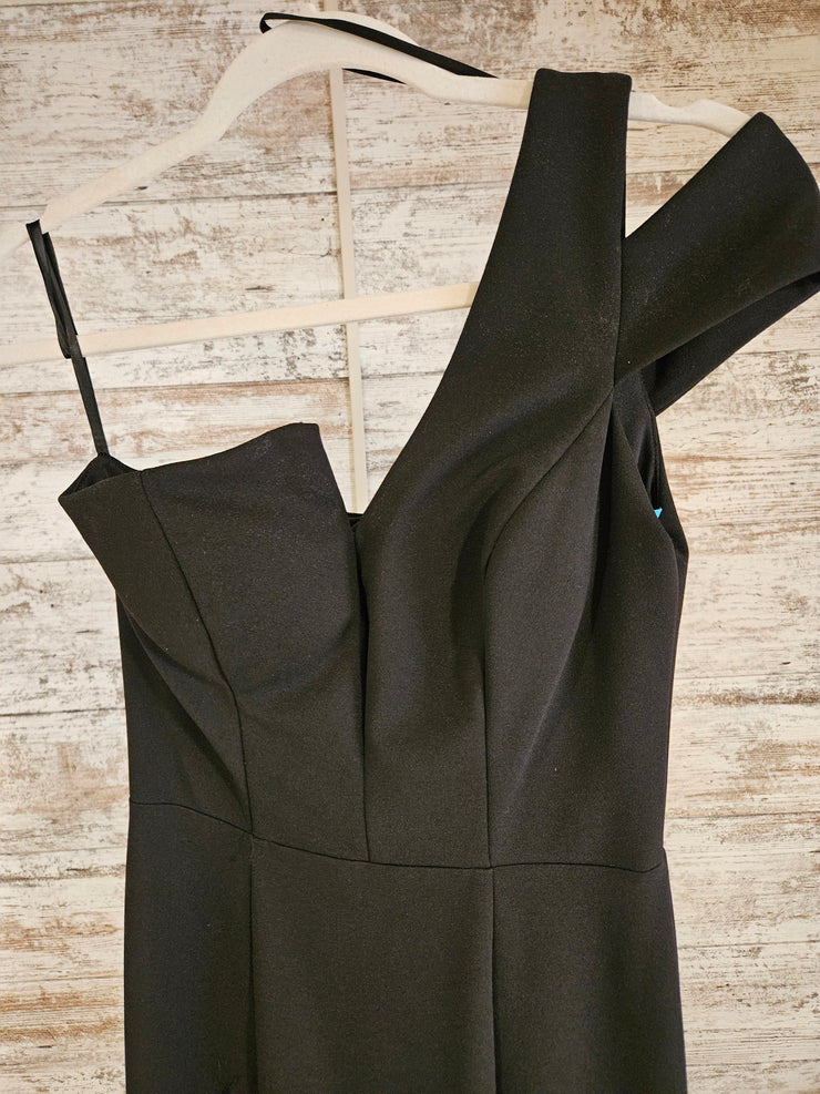BLACK LONG EVENING GOWN