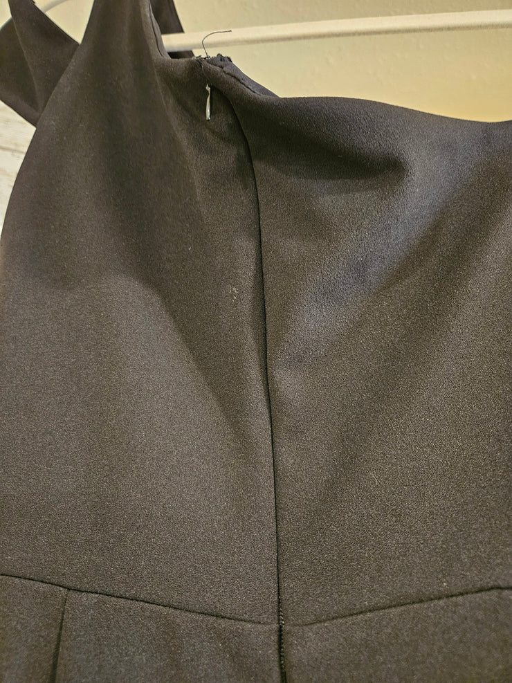 BLACK LONG EVENING GOWN