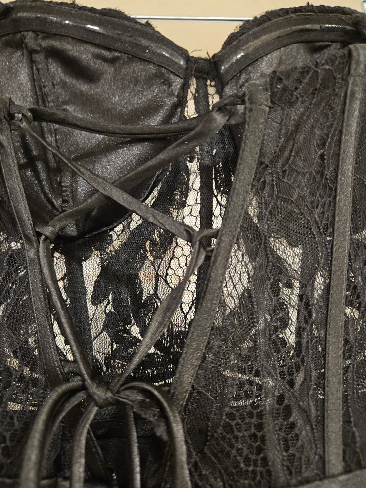 BLACK LONG EVENING GOWN