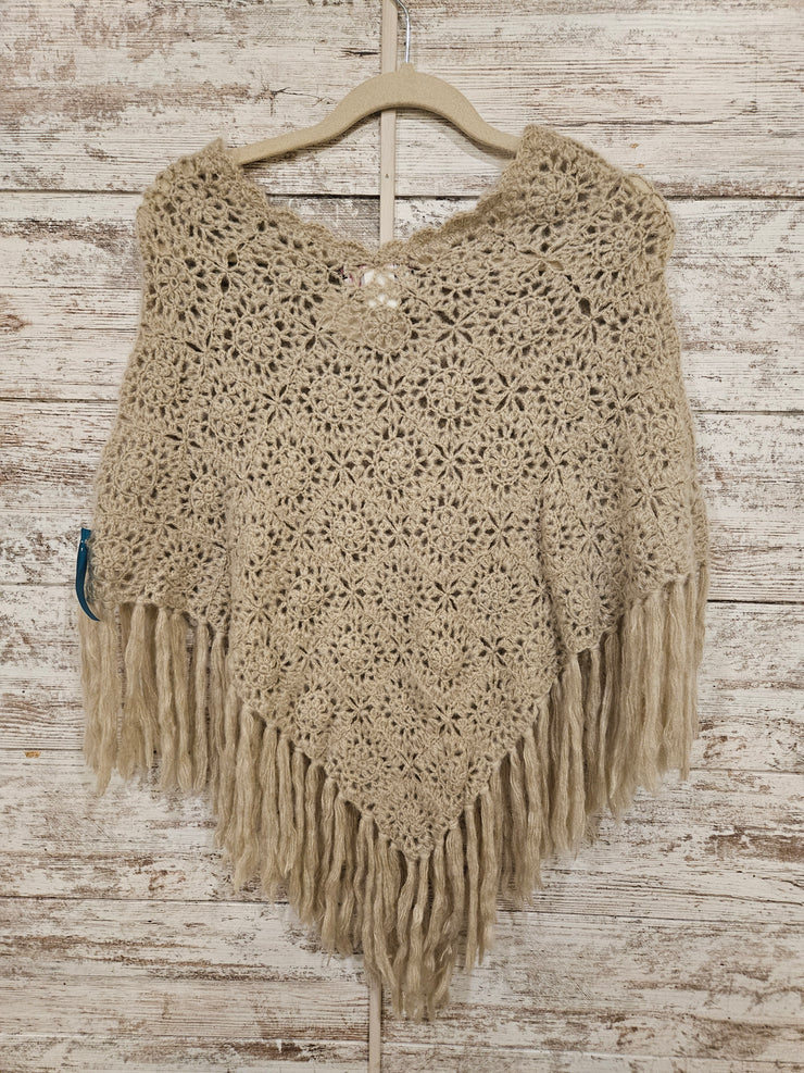 TAN PONCHO (NEW) $30