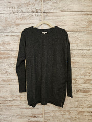 BLACK/GRAY LONG SWEATER