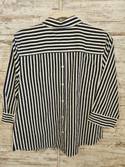 BLACK/WHITE LONG SLEEVE SHIRT