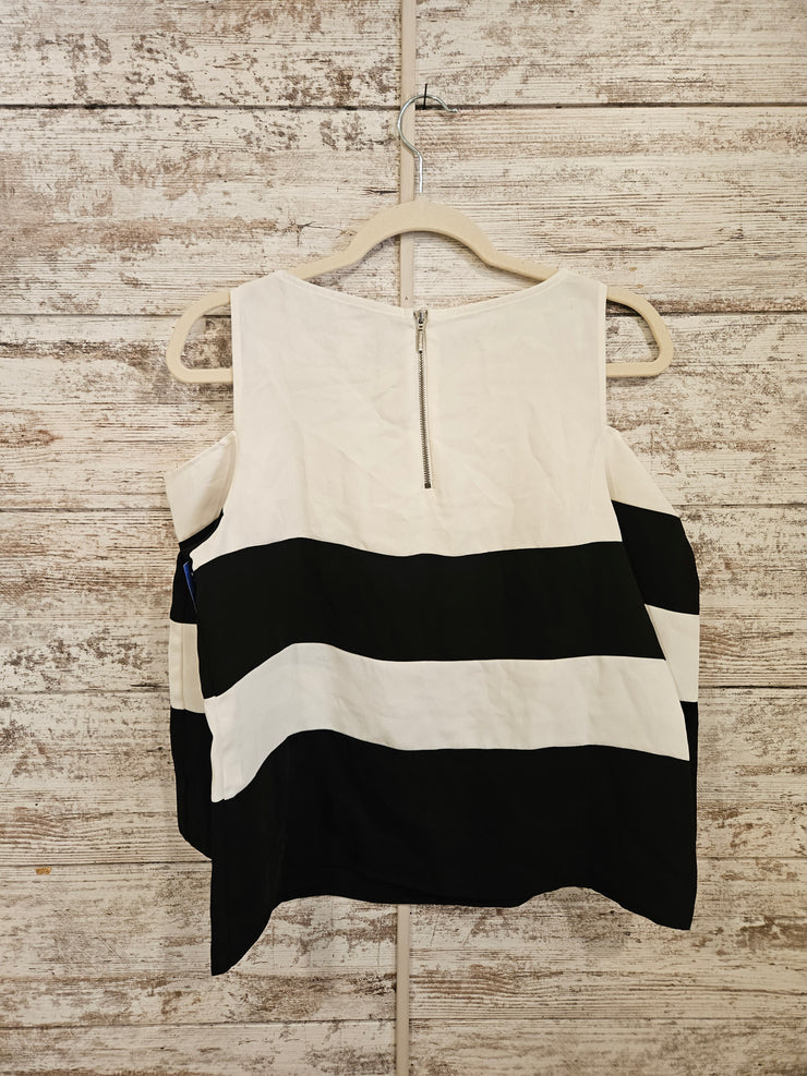 BLACK/WHITE COLD SHOULDER TOP