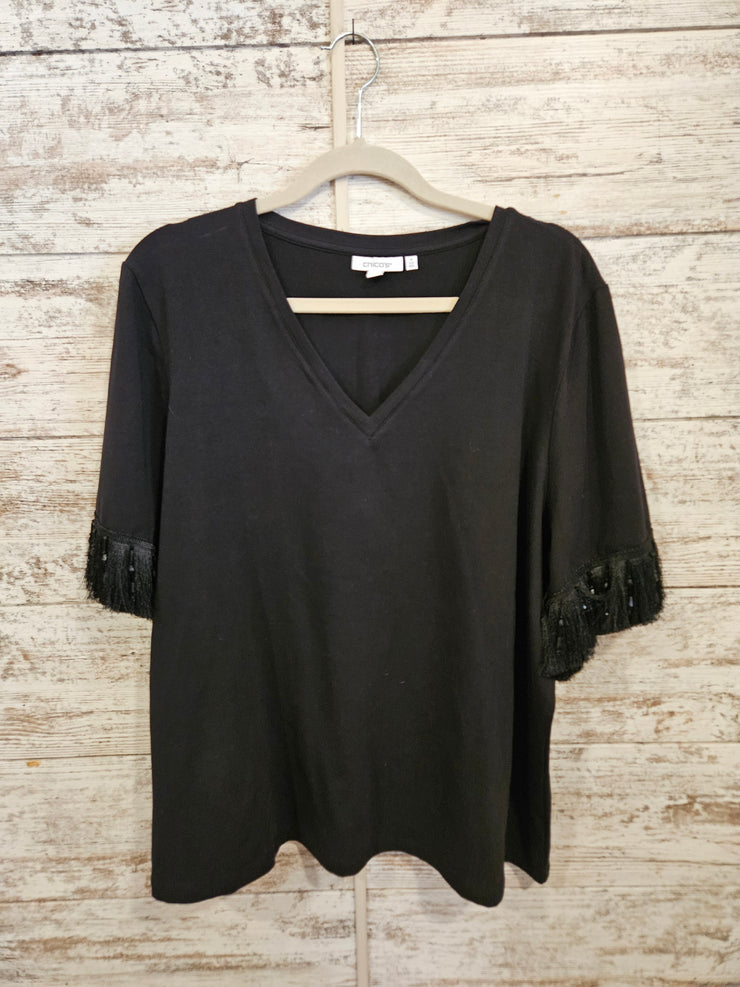 BLACK SHORT SLEEVE TOP