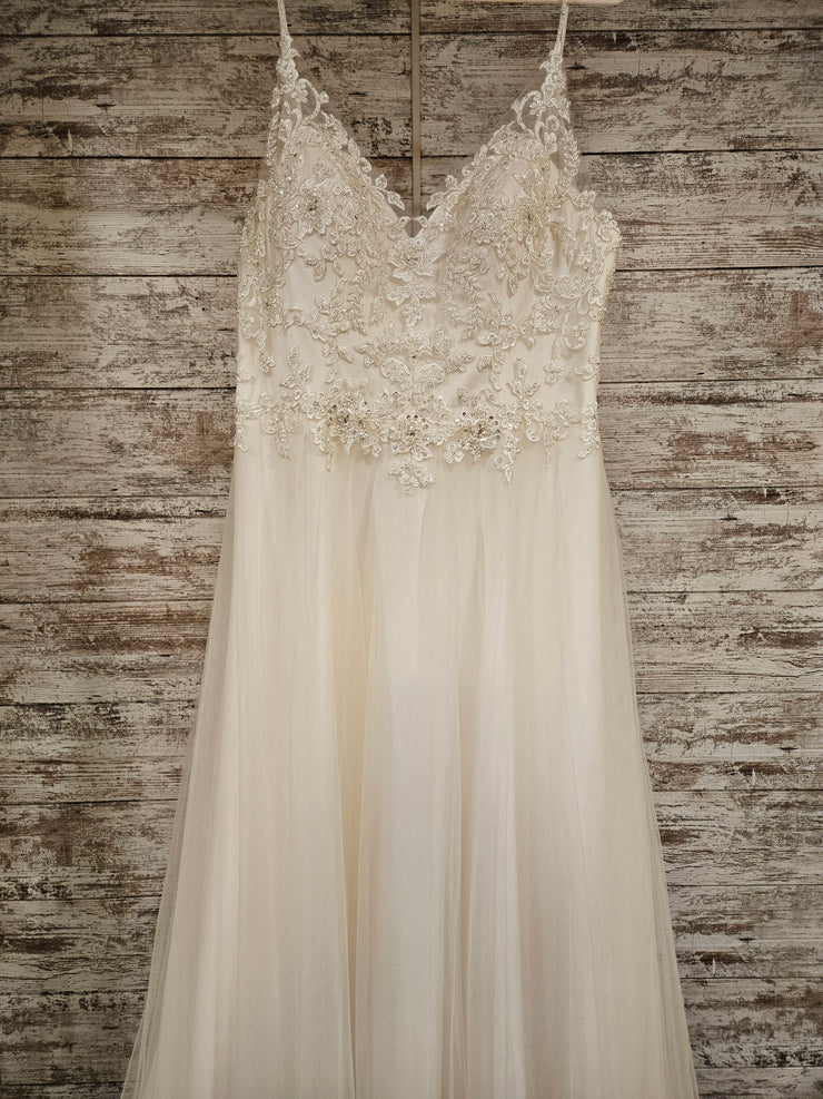 WHITE WEDDING GOWN (NEW) $1300