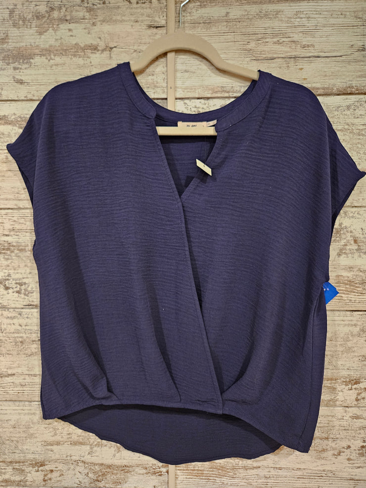 NAVY SHORT SLEEVE TOP (NEW)
