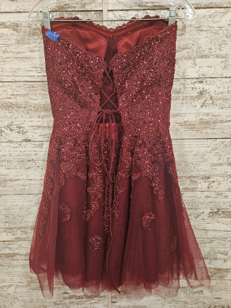 BURGUNDY SHORT DRESS