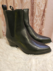 BLACK BOOTIES $248