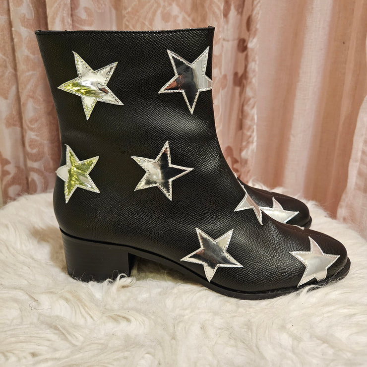 BLACK W/STARS BOOTS-NEW $100